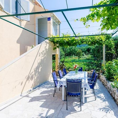 Apartment & Rooms Mazdin Banići 외부 사진
