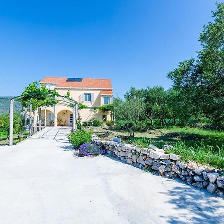 Apartment & Rooms Mazdin Banići 외부 사진