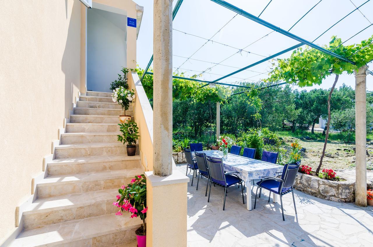 Apartment & Rooms Mazdin Banići 외부 사진